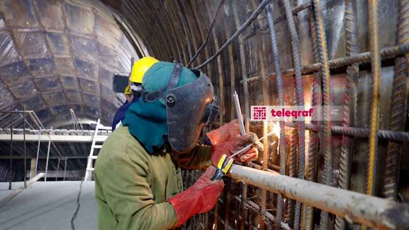 “Cəfər Cabbarlı” stansiyasında keçidin inşası üçün tunel quraşdırılıb