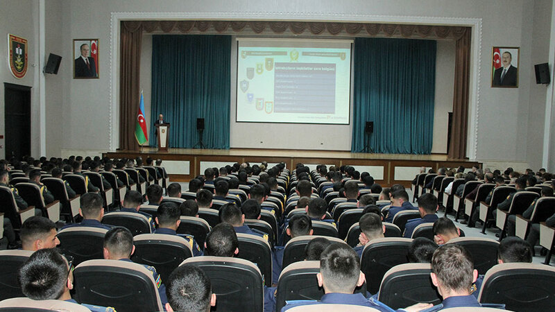Heydər Əliyev adına Hərbi İnstitutda konfrans keçirilib
