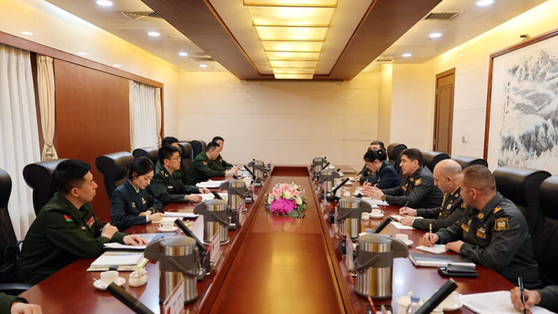 Azərbaycan və Çin arasında hərbi əməkdaşlıq inkişaf etdirilir