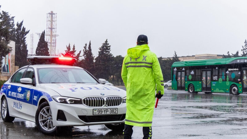 DYP əlverişsiz hava ilə bağlı sürücü və piyadalara xəbərdarlıq etdi