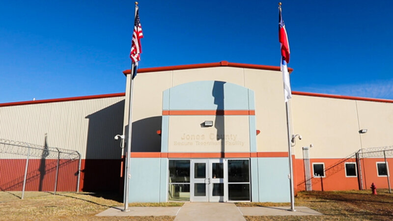 Meksika XİN: ABŞ-də miqrant mərkəzlərində insan haqları pozulur