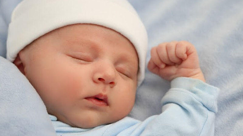 Azərbaycanda doğulan körpələrdən 522-si əkiz, 21-i isə üçəmdir