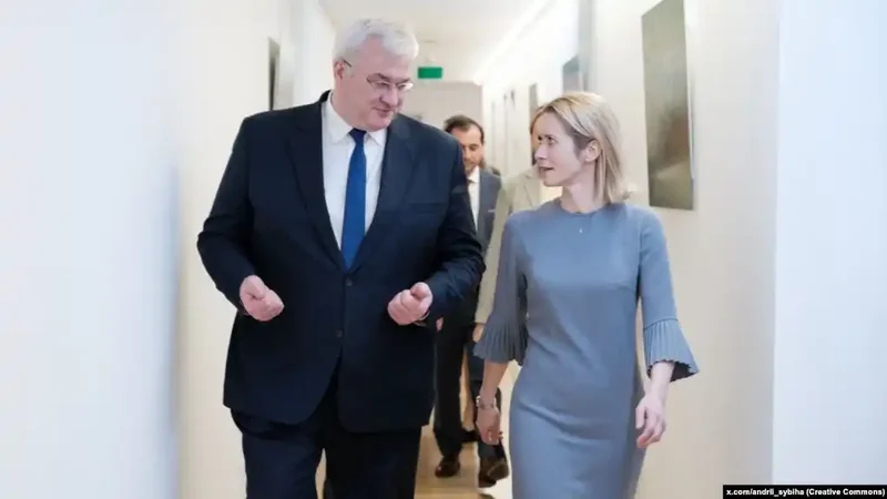 Sibiqa və Kallas Ukraynaya 90 milyard avroluq kreditin ayrılmasını müzakirə edib