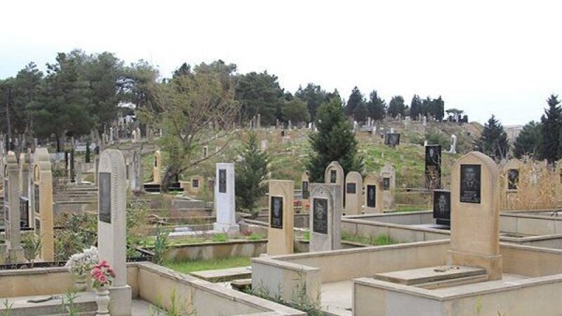 Yasamalda qəbirləri qazıb qızıl dişləri oğurlamışdı, cəzası bəlli oldu
