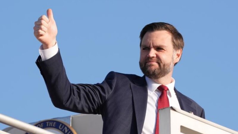 Vens: ABŞ-nin əsas nailiyyətlərindən biri Ukraynaya silah tədarükünün dayandırılmasıdır