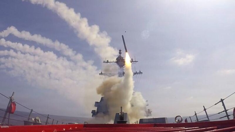 ABŞ narkotik qaçaqmalçılarına məxsus gəmini vurdu: ölənlər var