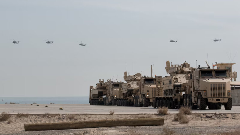 İranın blokadası üçün bölgəyə on minlik ordu göndərildi