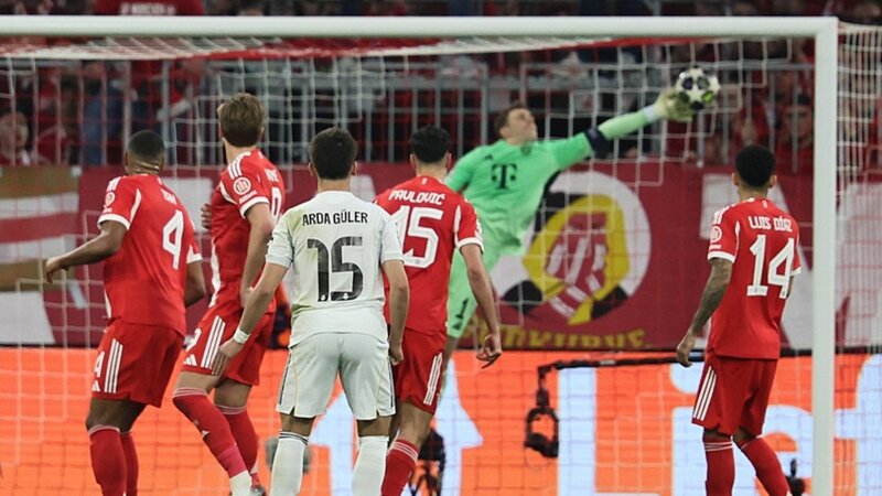 Noyer: “Ardanın zərbələri güclüdür”