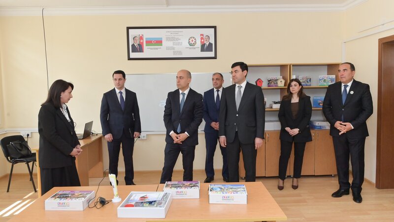 Emin Əmrullayev Xaçmazda tədris prosesi ilə tanış olub -