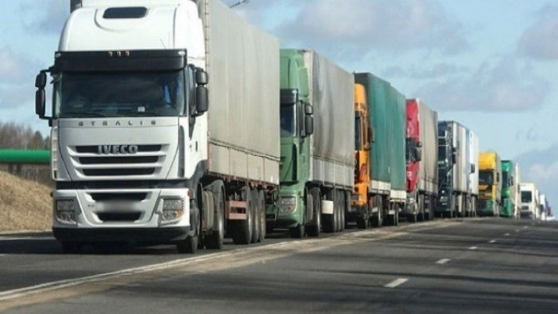 Azərbaycan və Rusiya arasında avtomobil daşımaları 9% artıb