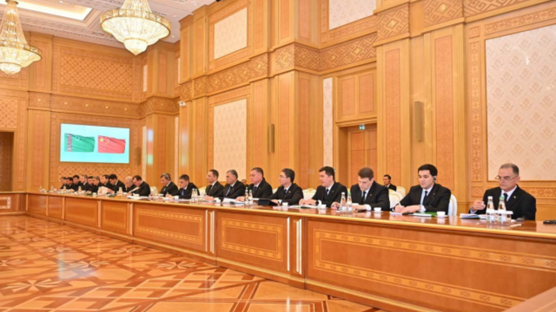 Türkmənistan Çinlə yeddi sahə üzrə sazişlər imzaladı