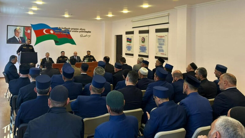 FHN-in regional mərkəzlərində maarifləndirmə kursları keçirildi -