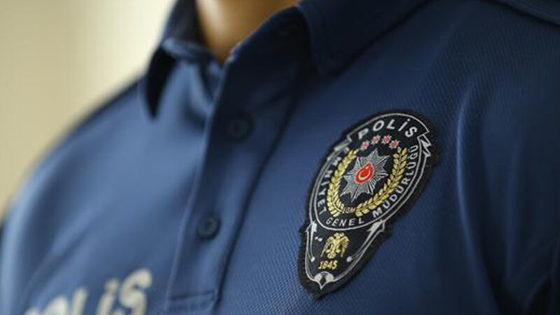 Türkiyədə məktəbdə müəllimə bıçaqlı hücum cəhdi oldu