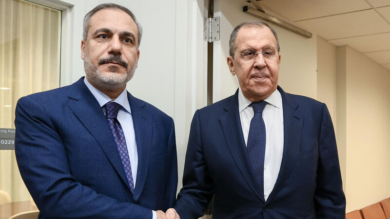 Hakan Fidan və Lavrov Antalya Forumunda ikitərəfli görüş keçirəcək