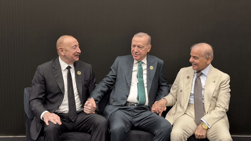 Hakan Fidan: Ərdoğan, Əliyev və Şərifin əl-ələ tutması dünyaya həmrəylik mesajıdır