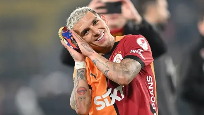 Torreyra: "Fənərbağça" ilə matça çempion kimi çıxacağıq