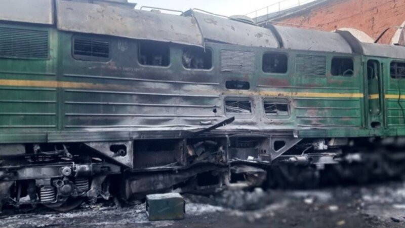 Rusiya ordusu Xarkovda dəmir yolunu vurdu