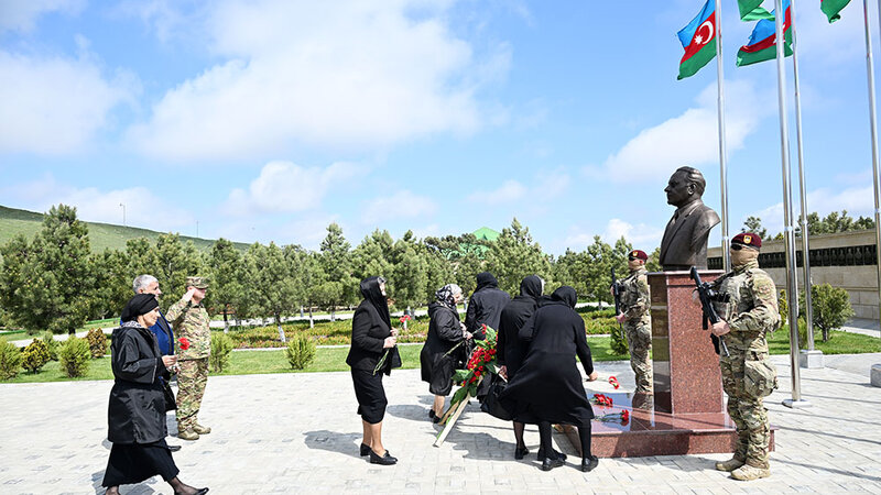 XTQ-nin Aprel şəhidlərinin xatirəsi ehtiramla yad olunub -