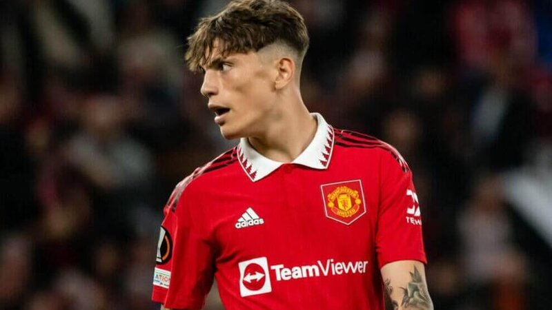 "Çelsi" Qarnaçonu satışa çıxarır