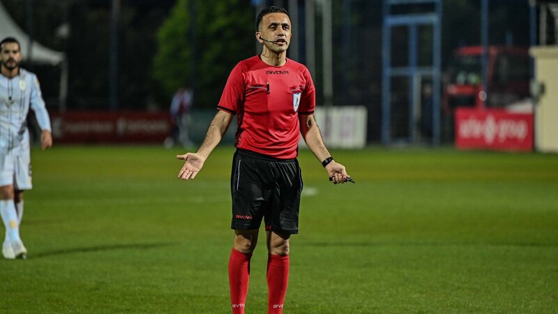 “Zirə” – “Neftçi” matçından sonra İnqilab Məmmədovun avtomobilinə ziyan vurulub -