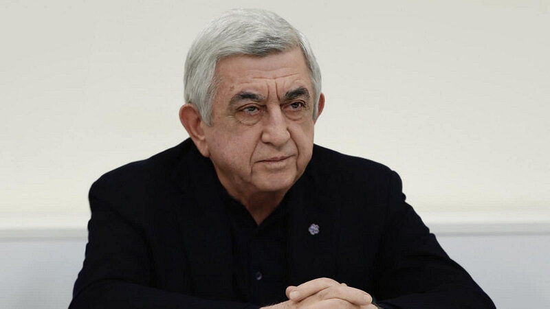 Serj Sərkisyanın ölkədən çıxışına qoyulan qadağa ləğv edildi