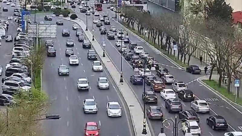 Bu yollarda sıxlıq var -