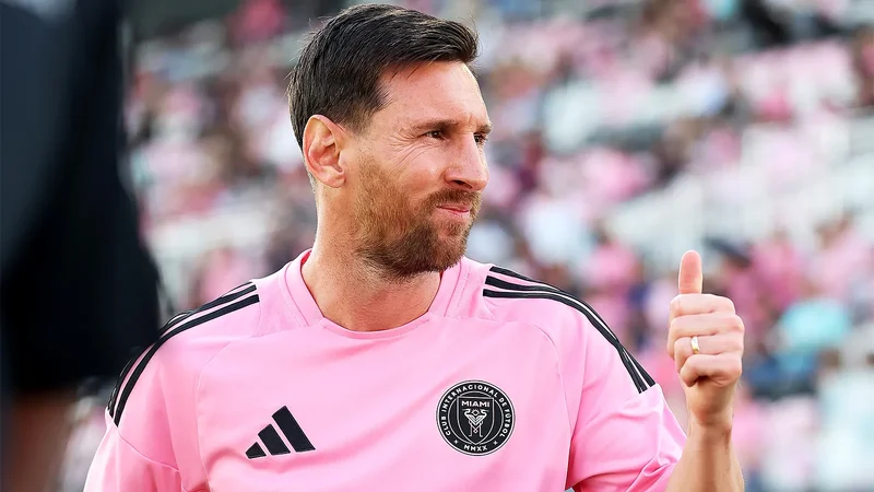 "Messi bütün zamanların ən yaxşı futbolçusudur" -