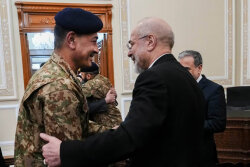 Pakistan ordusunun feldmarşalı İrana xəbərdarlıq etdi