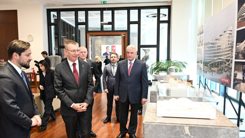 Edqars Rinkeviçs “Bakı Ağ Şəhər”də oldu