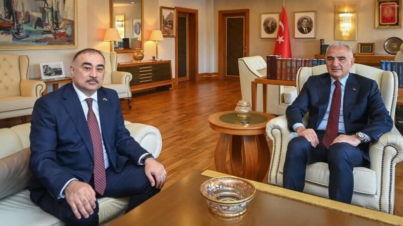Azərbaycan səfiri Türkiyənin Mədəniyyət və Turizm naziri ilə görüşüb