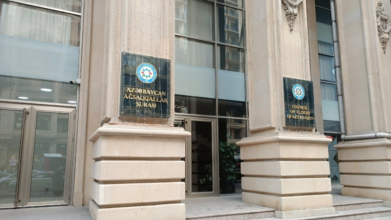 Ağsaqqallar Şurasının sədri hesabat verdi
