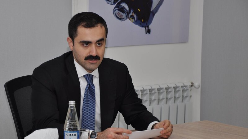 Nazir müavini Şamaxıda müəllim və valideynlərlə görüşüb -