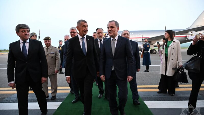 Çexiyanın Baş naziri Azərbaycana səfərə gəldi