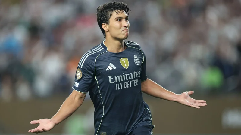 "Borussiya" "Real"a 30 milyon avro ödəyəcək