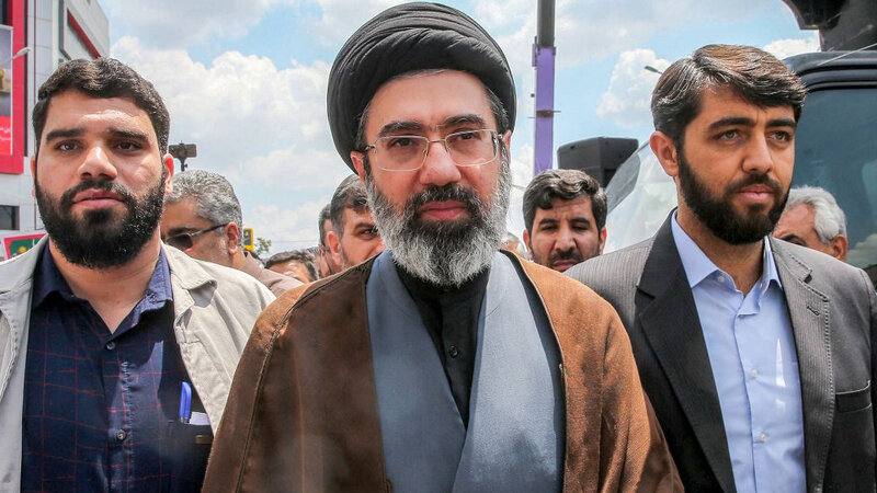 İranı idarə edən üç nəfər: Xamenei də onlara tabedir -