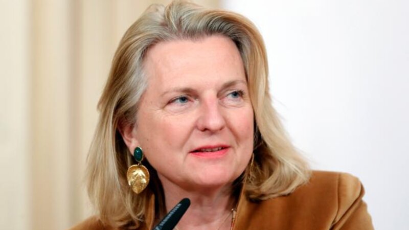 Kneissl: İran görür ki, Qərb danışıqlar platformaları rolunu itirir