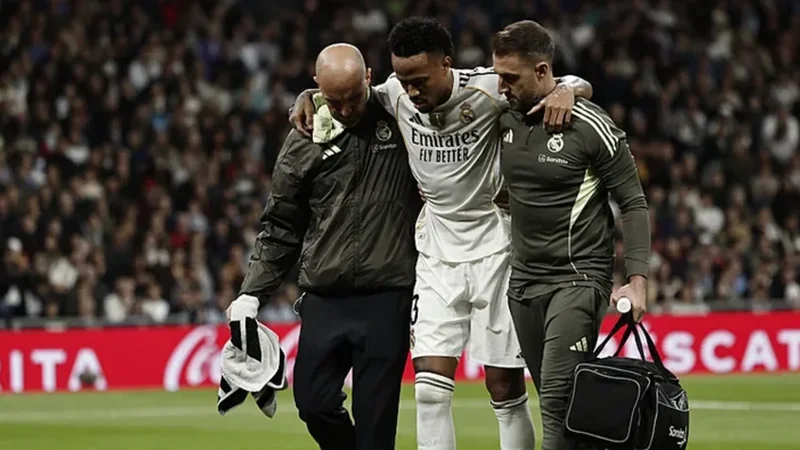 "Real Madrid"in müdafiəçisi əməliyyat olub