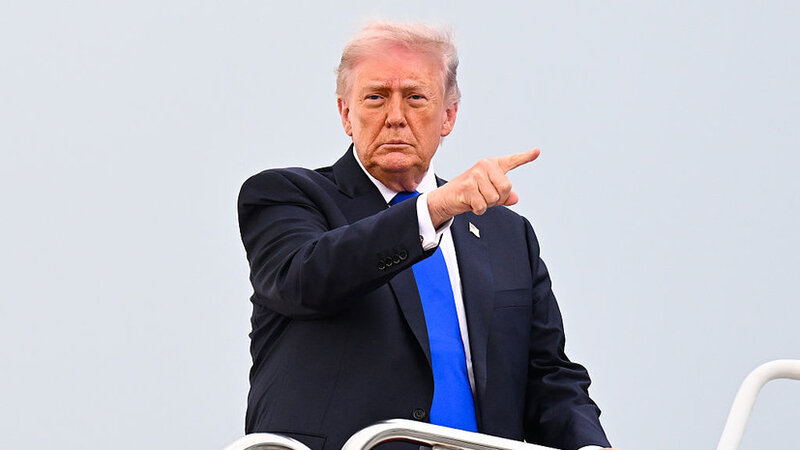 ABŞ-də demokratlar İrana görə Trampa qarşı məhkəmə iddiasını müzakirə edir