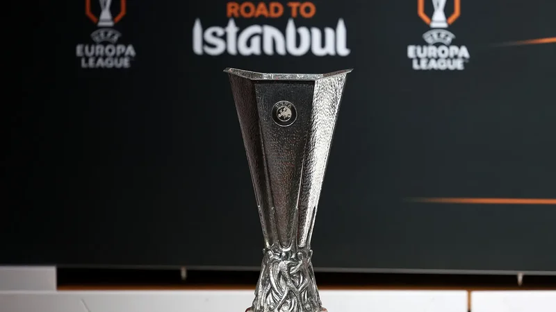 Avropa Liqası: "Nottinqem Forest" "Aston Villa"ya, "Braqa" "Frayburq"a qarşı