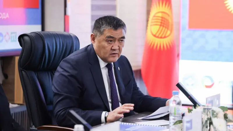 Qırğızıstan Prezidentinin dostu hakimiyyəti ələ keçirməyə cəhddə ittiham edildi