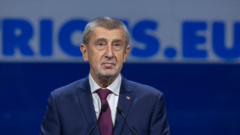 Andrey Babiş: Avropa Ukraynada sülh danışıqları aparmaq istəmir