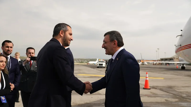 Cevdet Yılmaz Ermənistanda səfərdədir -