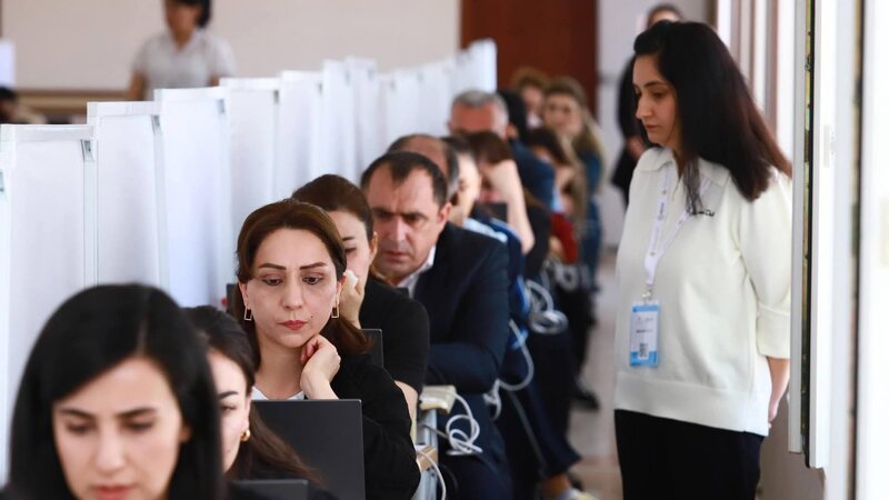 Naxçıvanda müəllimlərin sertifikasiya prosesinin ikinci dövriyyəsi üzrə imtahanlara başlanılıb