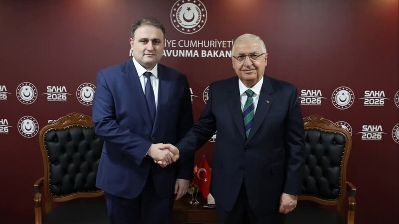 Yaşar Gülər Vüqar Mustafayevlə görüşdü