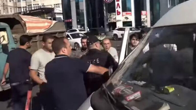 İrəvanda Karapetyanın tərəfdarları saxlanıldı
