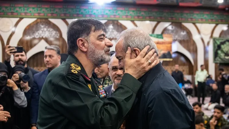 Pezeşkian müharibədə darmadağın edilən kəşfiyyat təşkilatını bərpa edir