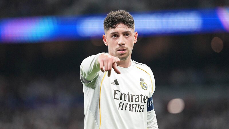 "Mançester Yunayted" "Real Madrid"in qalmaqallı futbolçusu ilə maraqlanır