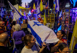 İsraildə Netanyahu hökumətinə qarşı aksiya keçirilib