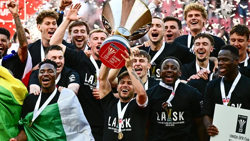 61 ildən sonra çempion oldular