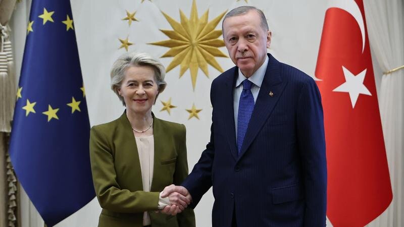 Ərdoğan Ursula fon der Leyen ilə Türkiyə-Aİ münasibətlərini müzakirə edib